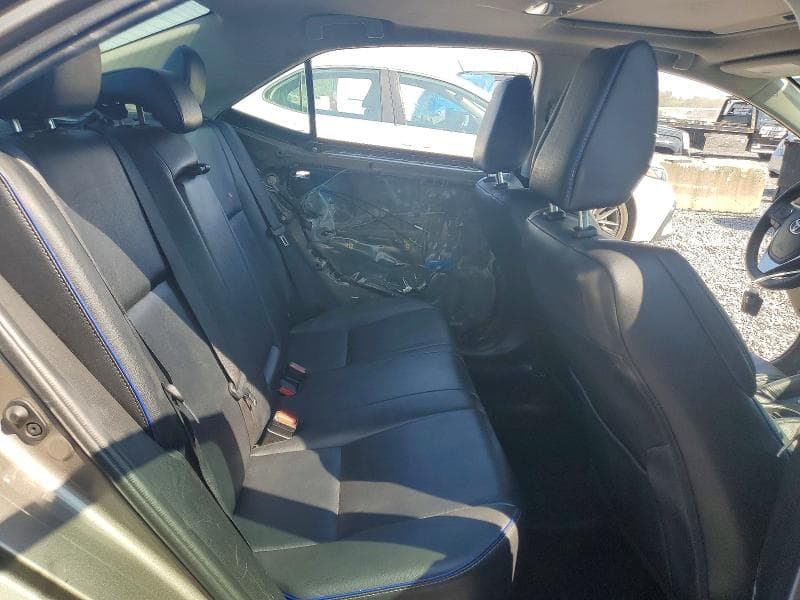 2017 TOYOTA COROLLA XSE 10