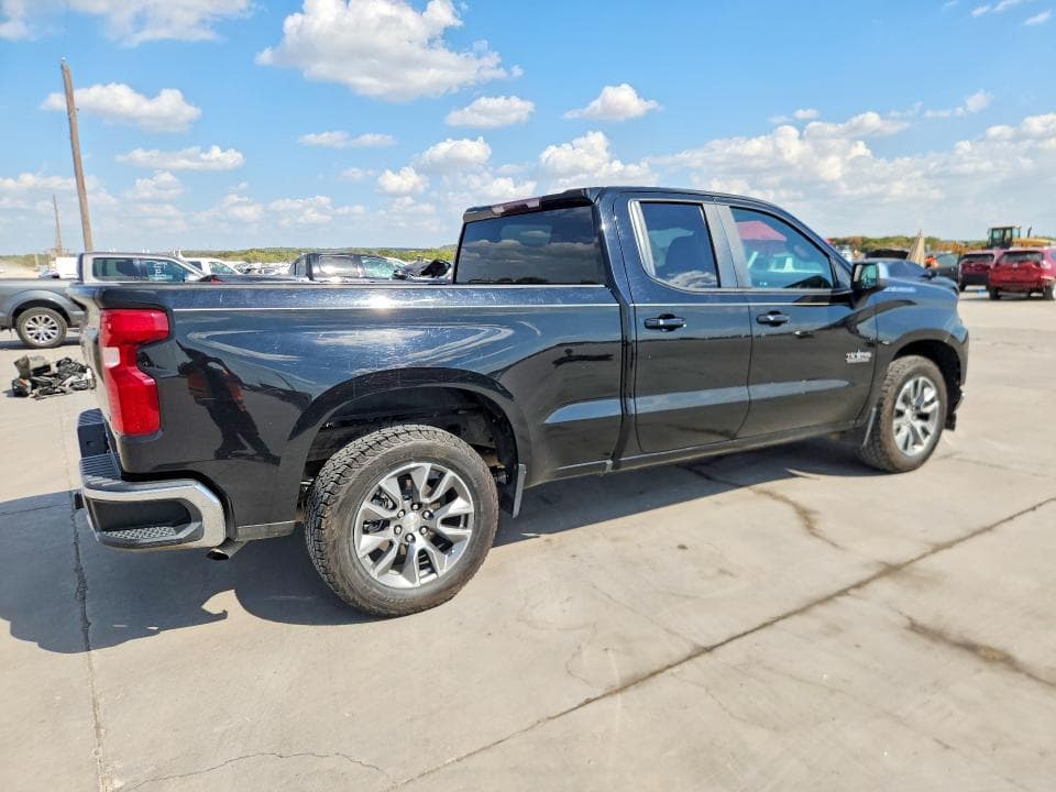 2019 CHEVROLET SILVERADO C1500 LT 3