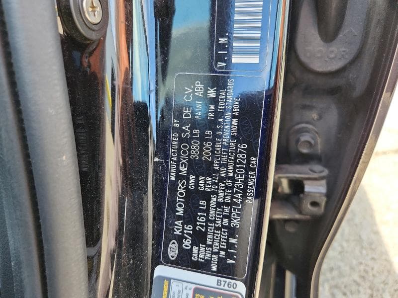 2017 KIA FORTE LX 12