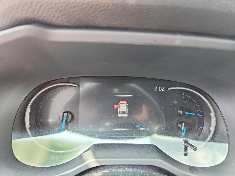 2020 TOYOTA RAV4 XSE 9