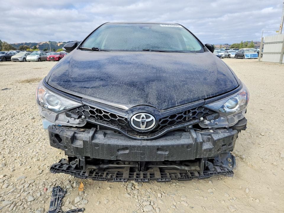 2018 TOYOTA COROLLA IM BASE 5