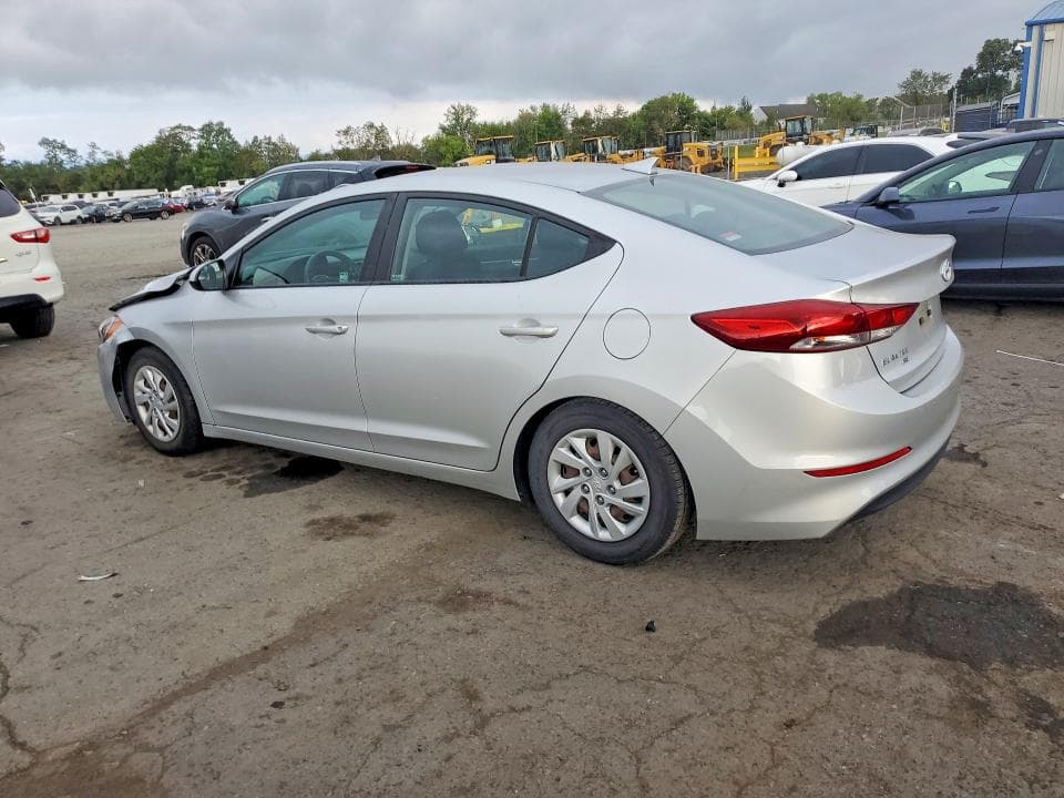2018 HYUNDAI ELANTRA SE 2