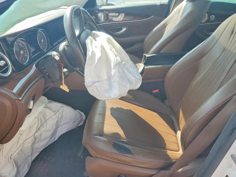 2017 MERCEDES-BENZ E 300 4MATIC 7