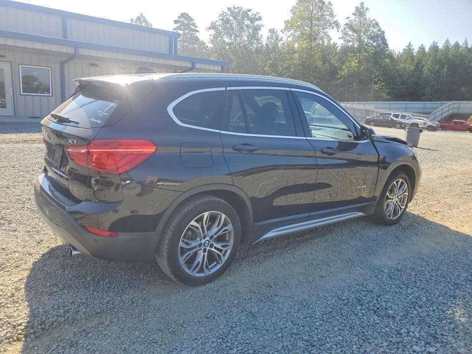 2017 BMW X1 XDRIVE28I 3