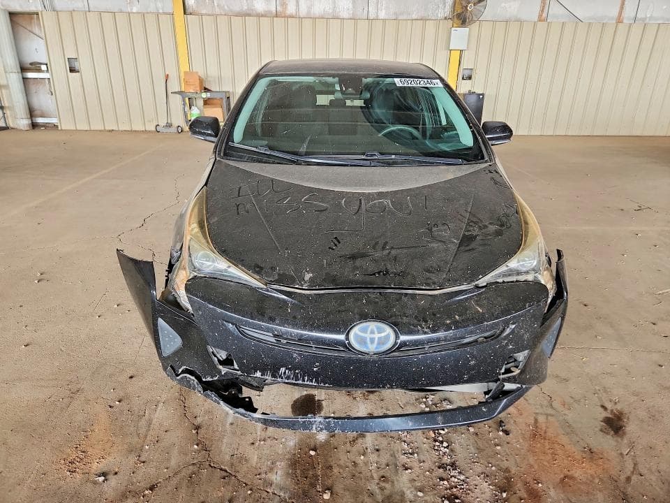 2017 TOYOTA PRIUS TWO 5