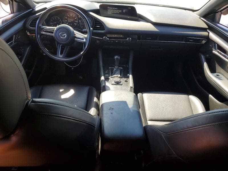 2019 MAZDA 3 8