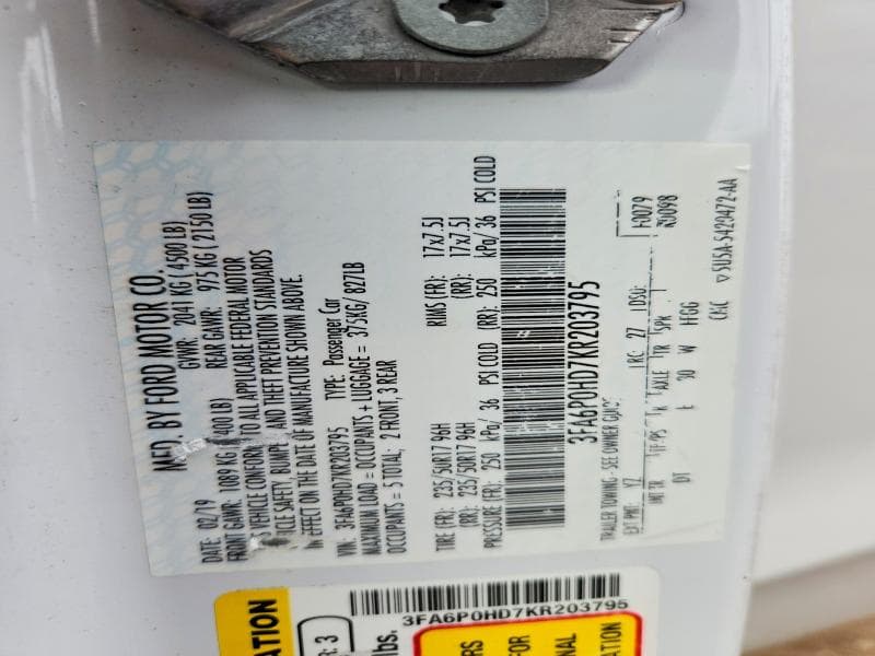 2019 FORD FUSION SE 12