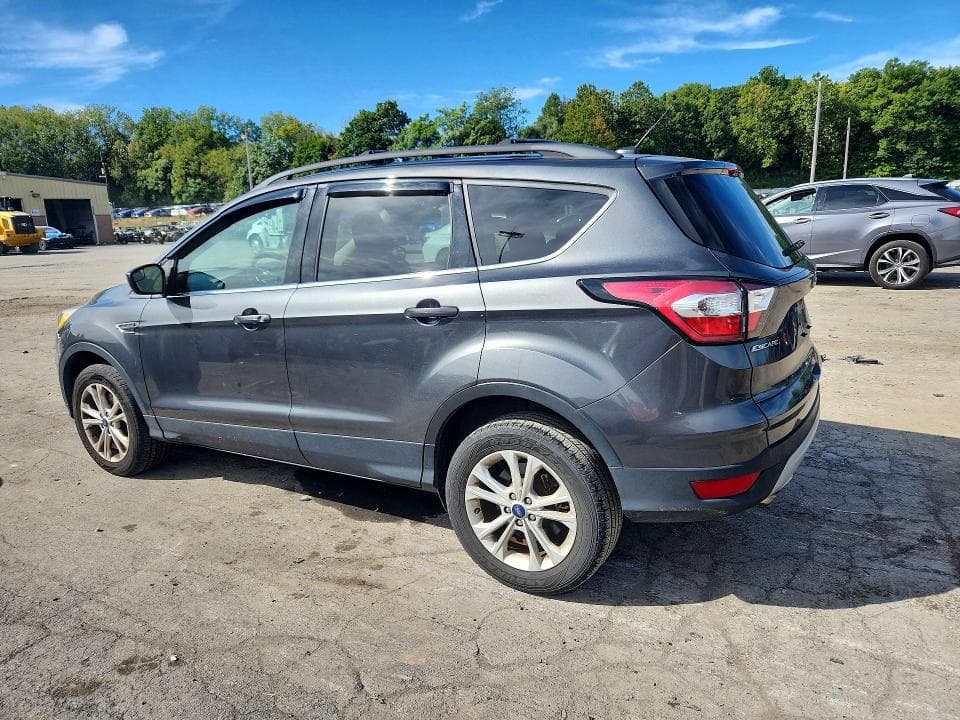 2018 FORD ESCAPE SE 2