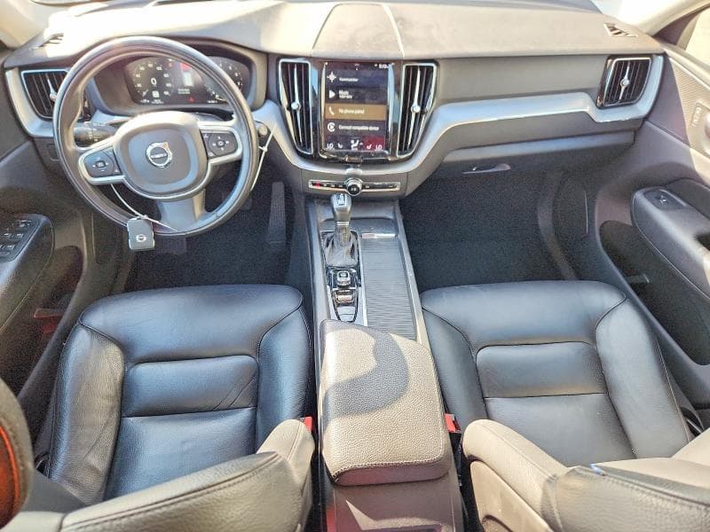 2018 VOLVO XC60 T5 8