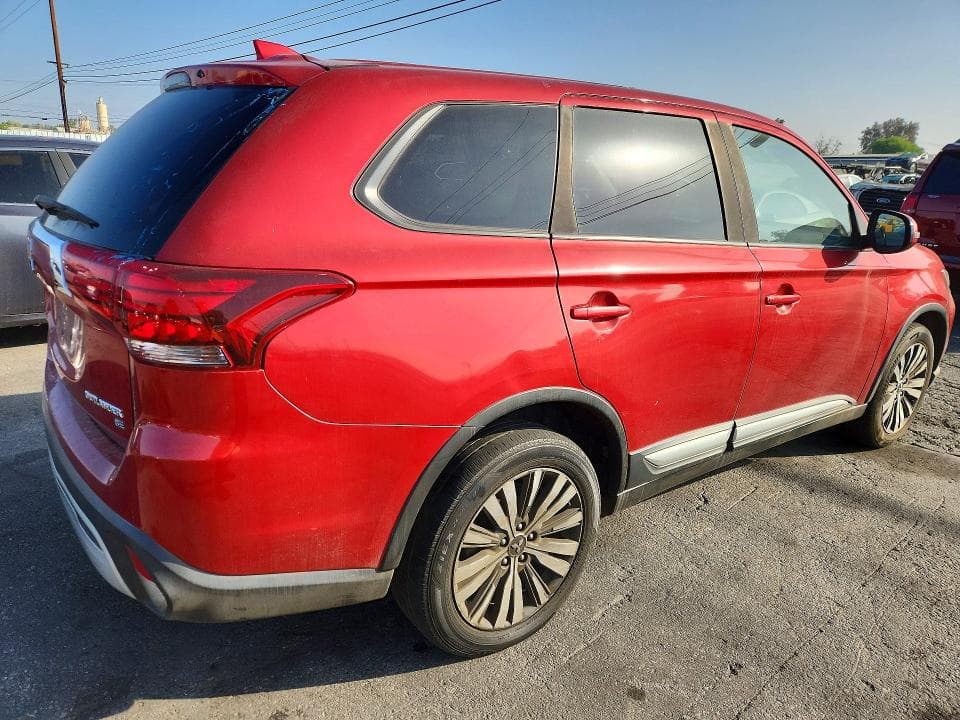 2019 MITSUBISHI OUTLANDER SE 3
