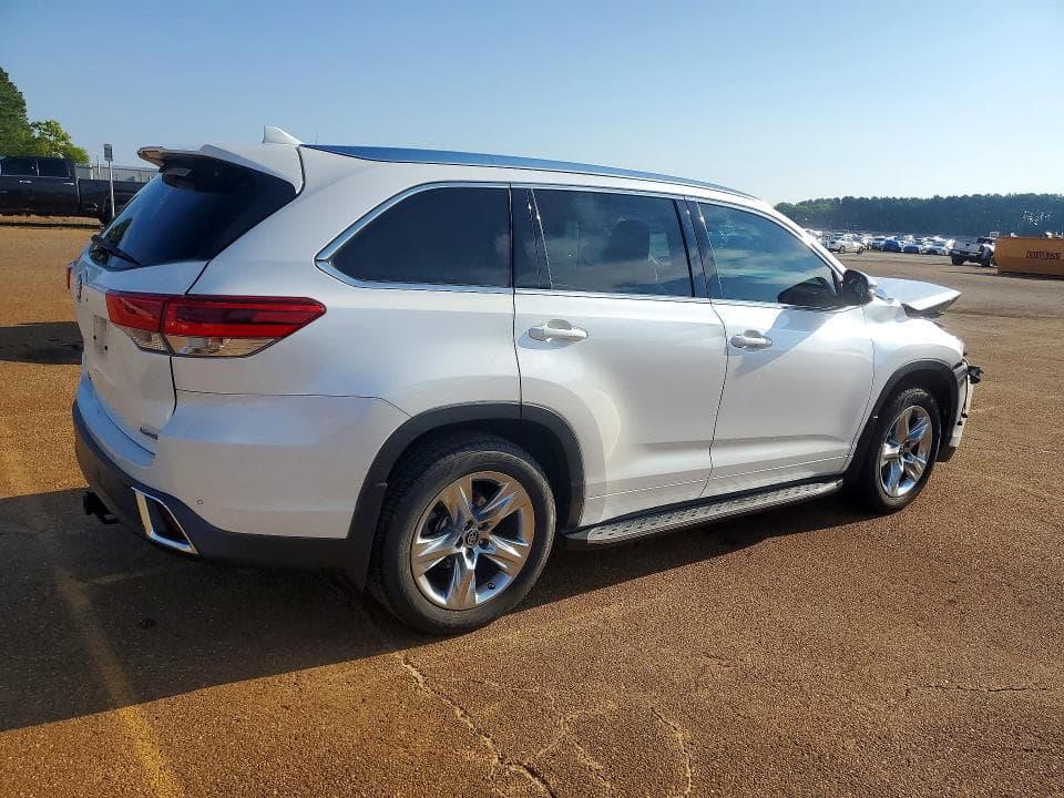 2017 TOYOTA HIGHLANDER LIMITED 3