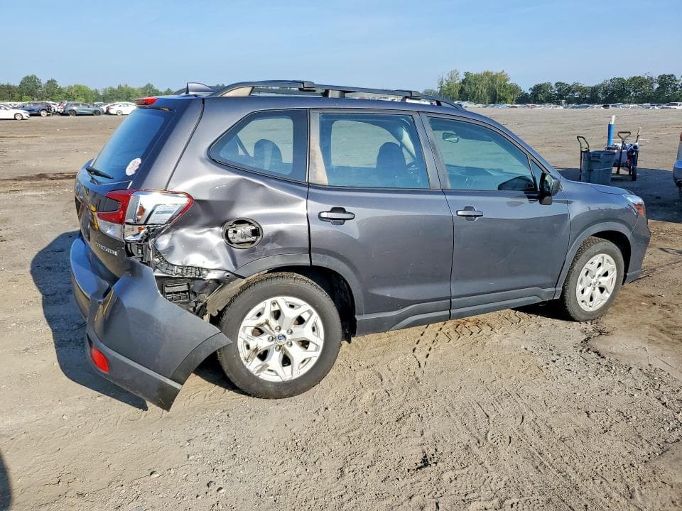 2021 SUBARU FORESTER 3