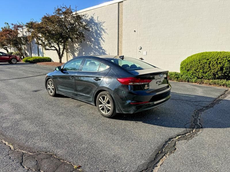 2018 HYUNDAI ELANTRA SEL 3