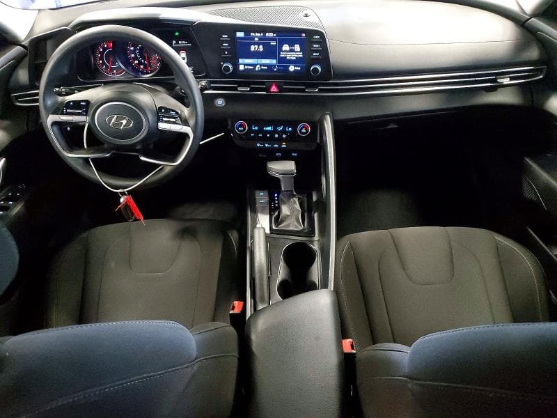 2022 HYUNDAI ELANTRA SEL 8