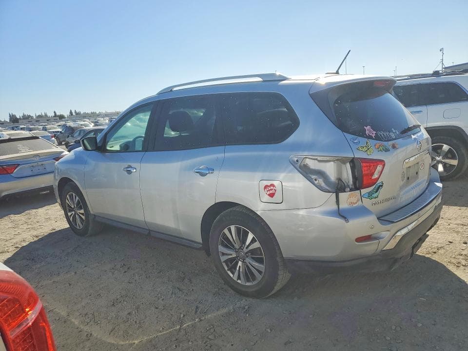 2018 NISSAN PATHFINDER SV 2