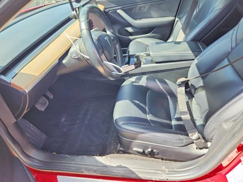 2018 TESLA MODEL 3 7