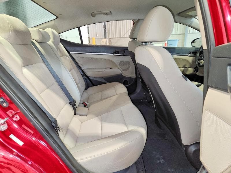 2017 HYUNDAI ELANTRA SE 10