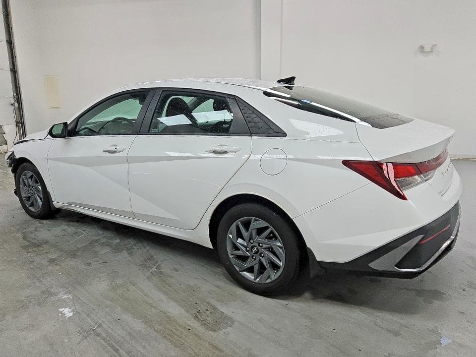 2024 HYUNDAI ELANTRA SEL 2