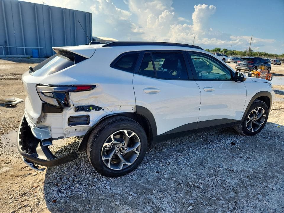 2026 CHEVROLET TRAX 1LT 3