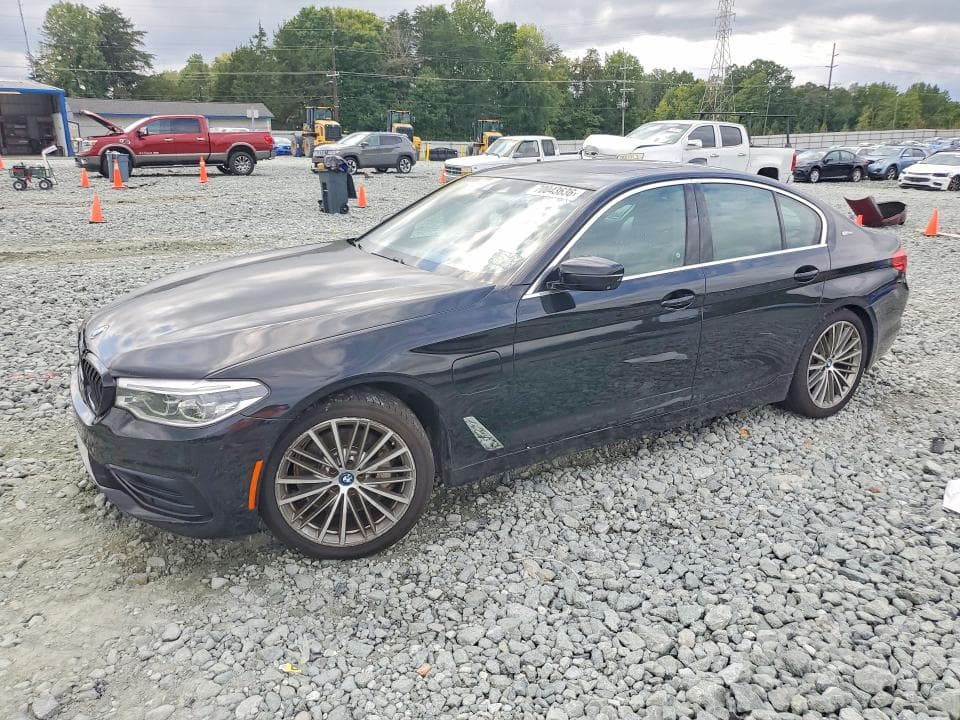 2019 BMW 530E - 1