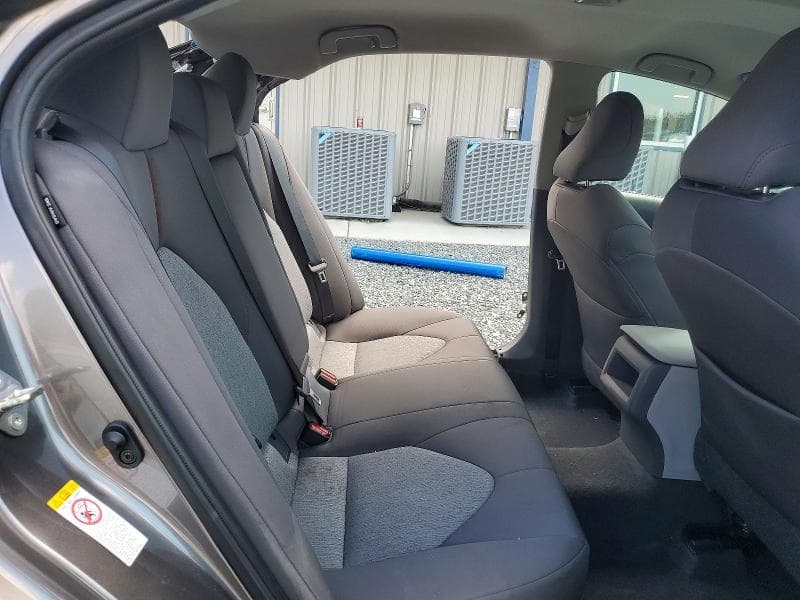 2019 TOYOTA CAMRY LE 10