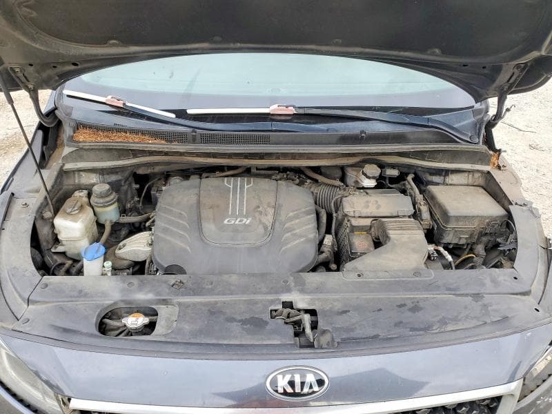 2017 KIA SEDONA LX 12