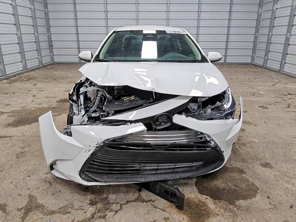 2026 TOYOTA COROLLA LE 5