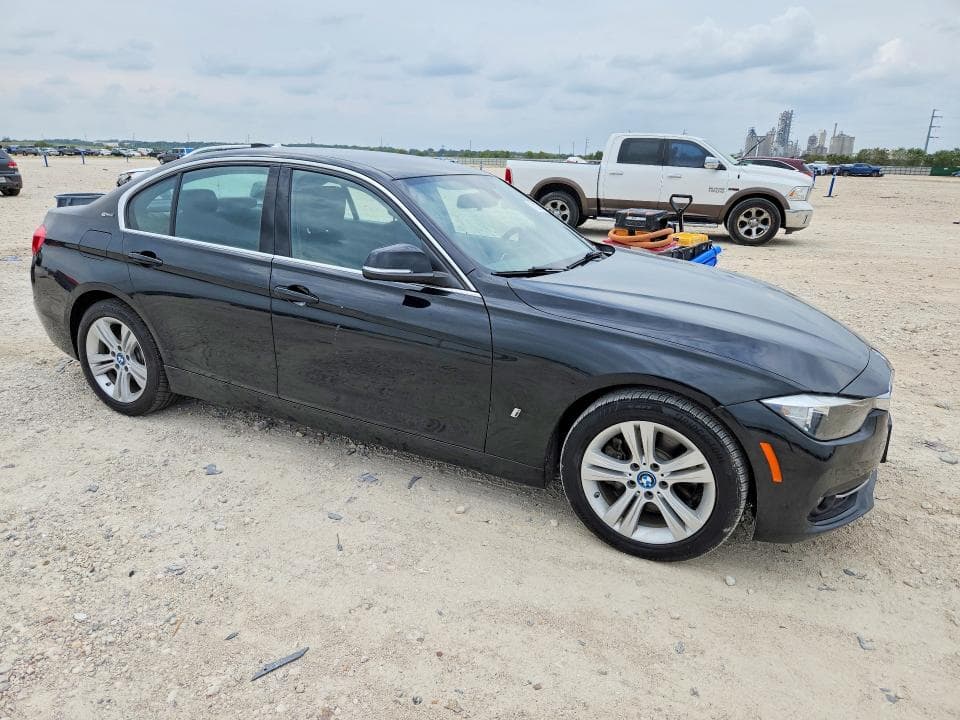 2017 BMW 330E 4