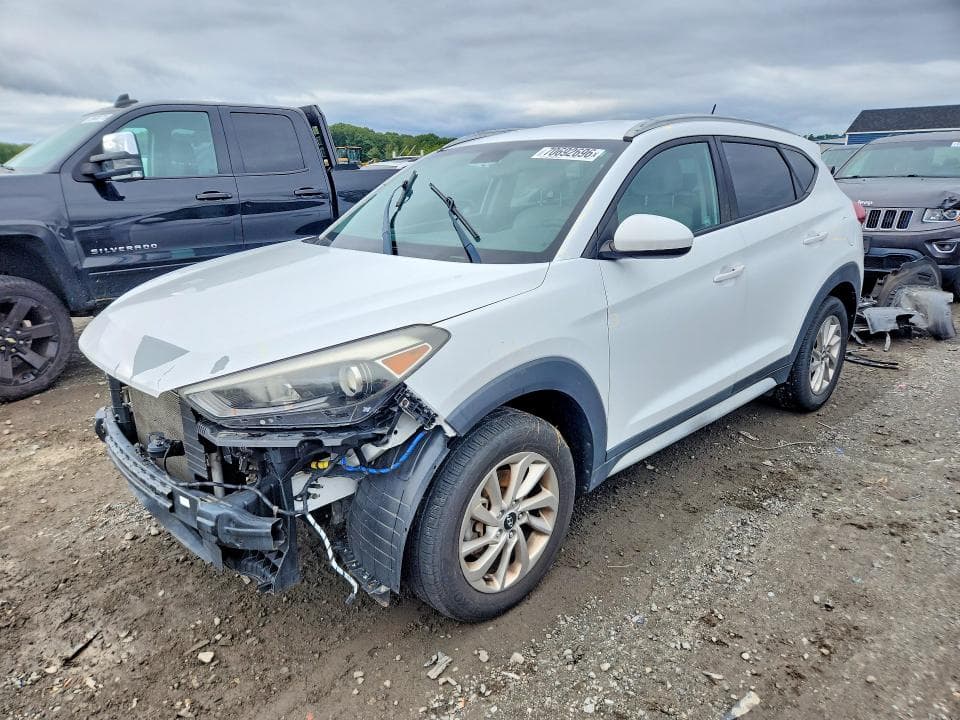 2017 HYUNDAI TUCSON SE - 1