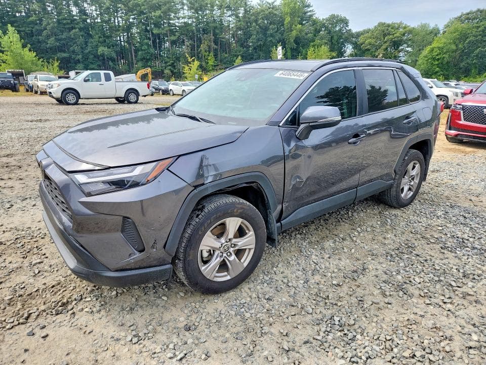 2025 TOYOTA RAV4 XLE