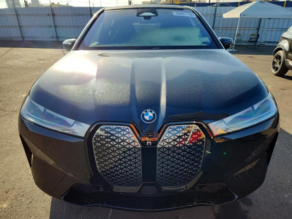 2025 BMW IX XDRIVE50 5