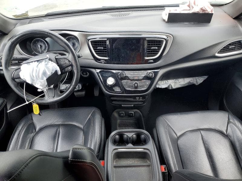 2020 CHRYSLER PACIFICA TOURING L 8