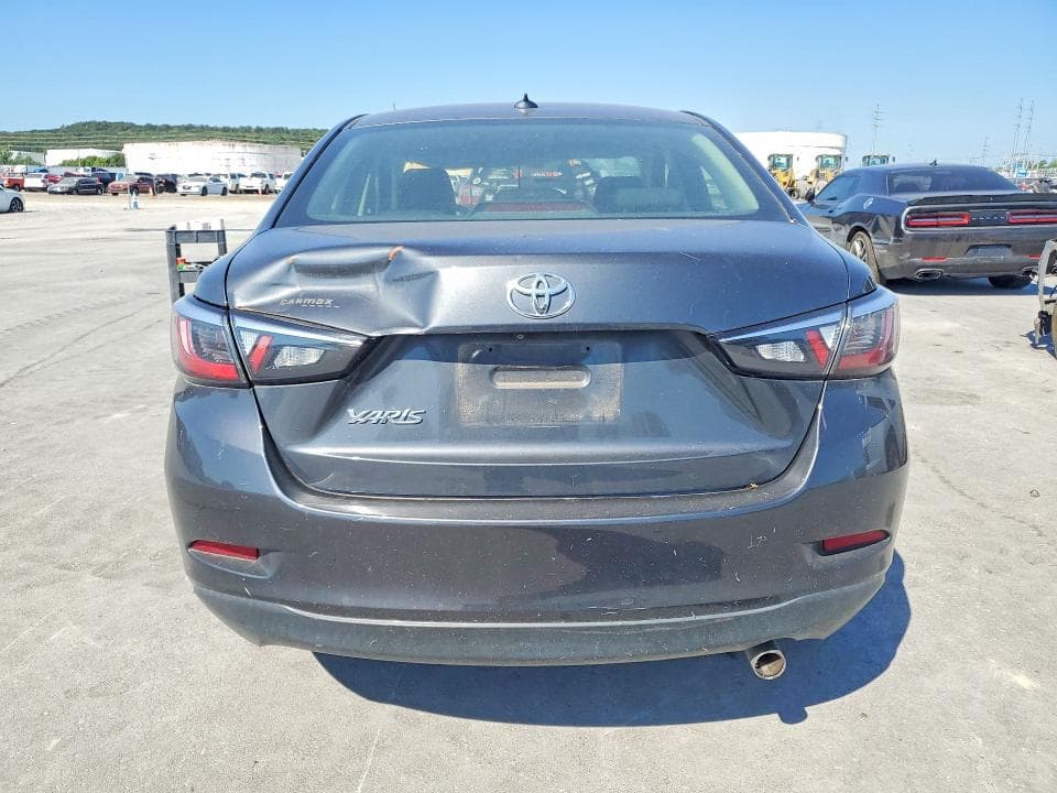 2019 TOYOTA YARIS L 6