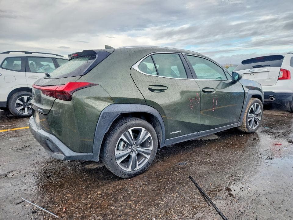 2020 LEXUS UX 250H 3