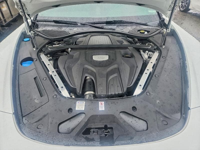 2018 PORSCHE PANAMERA 4 11