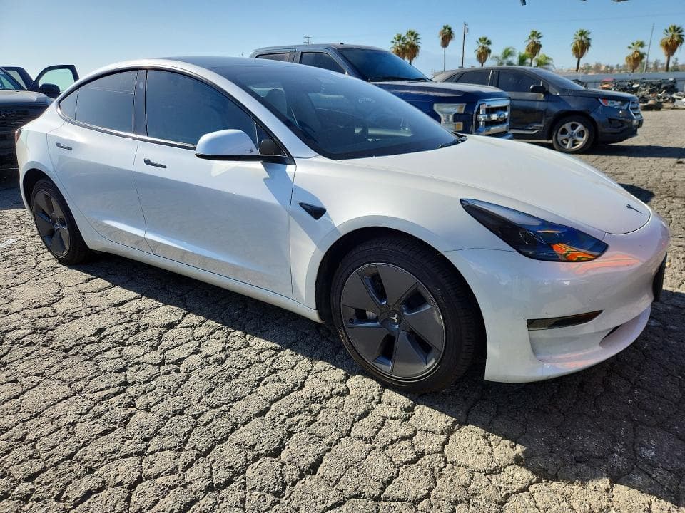 2023 TESLA MODEL 3 4