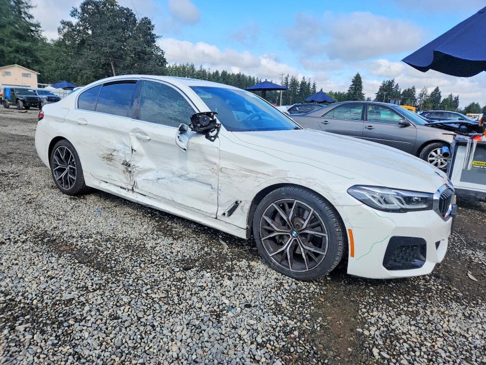 2022 BMW 530 XI 4