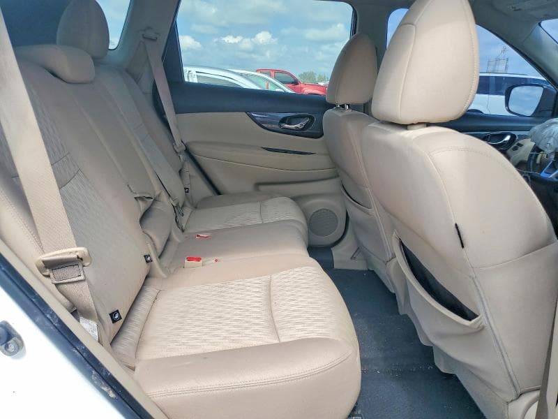 2017 NISSAN ROGUE SV 11