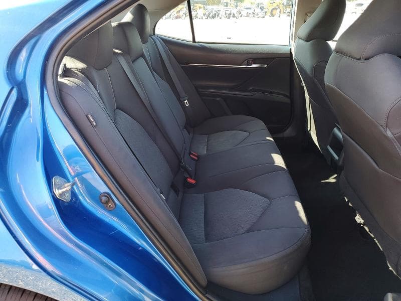 2020 TOYOTA CAMRY LE 10