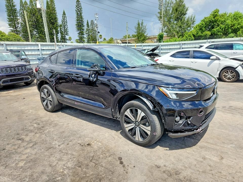 2023 VOLVO C40 RECHARGE PLUS 4
