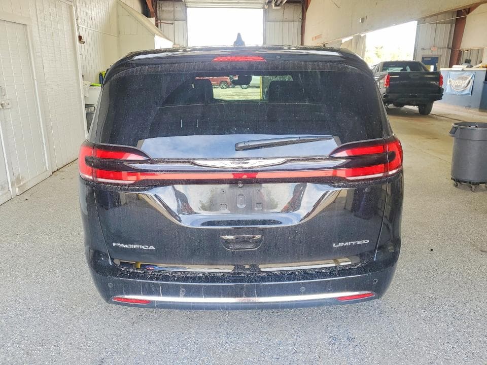 2026 CHRYSLER PACIFICA LIMITED 6