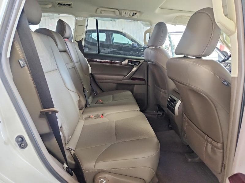 2019 LEXUS GX 460 11