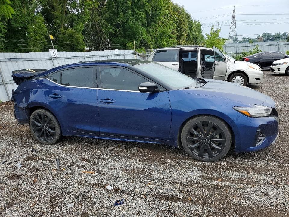 2023 NISSAN MAXIMA SR 4