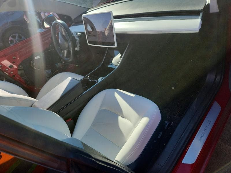 2018 TESLA MODEL 3 8