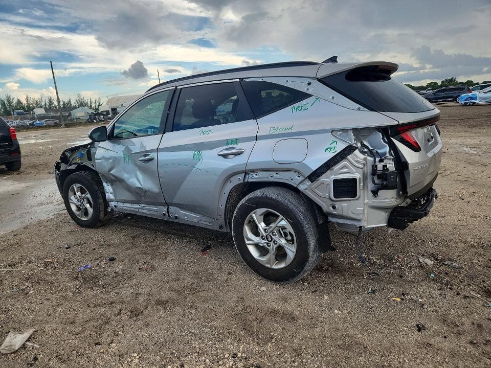 2024 HYUNDAI TUCSON SEL 2