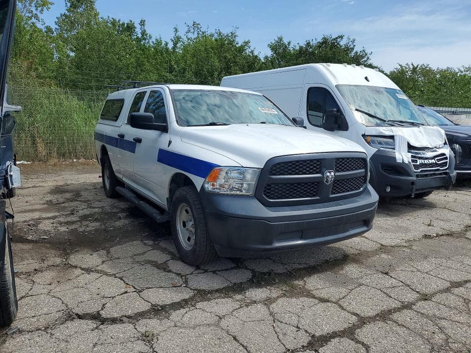2019 RAM 1500 CLASSIC TRADESMAN 4