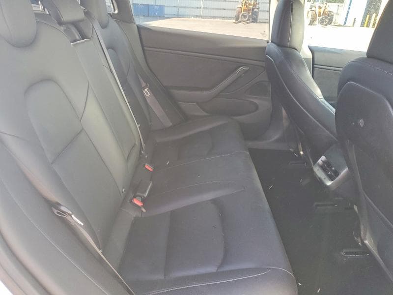 2018 TESLA MODEL 3 10