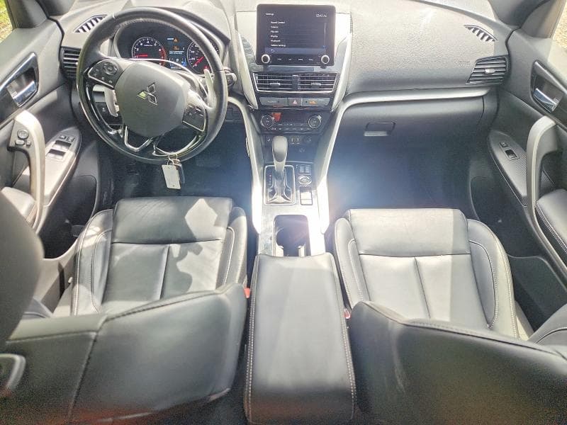 2022 MITSUBISHI ECLIPSE CROSS SE 8