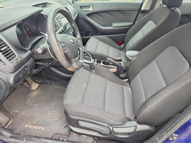 2017 KIA FORTE LX 7