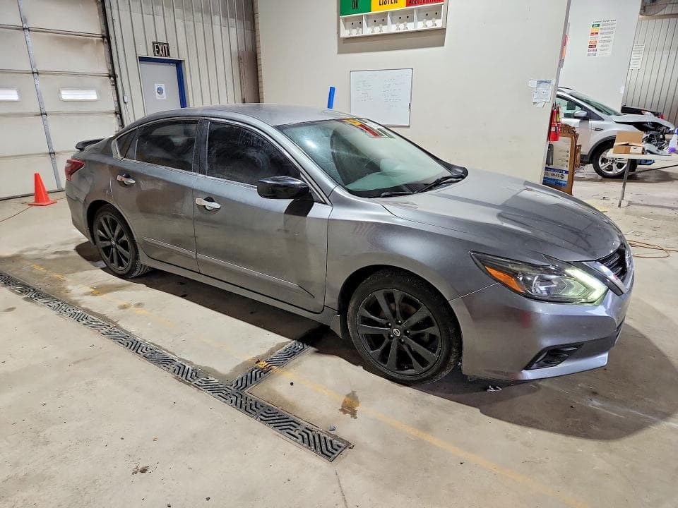 2017 NISSAN ALTIMA 2.5 SR 4